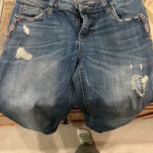 Kut from the Kloth Blue Distressed Ankle Jeans